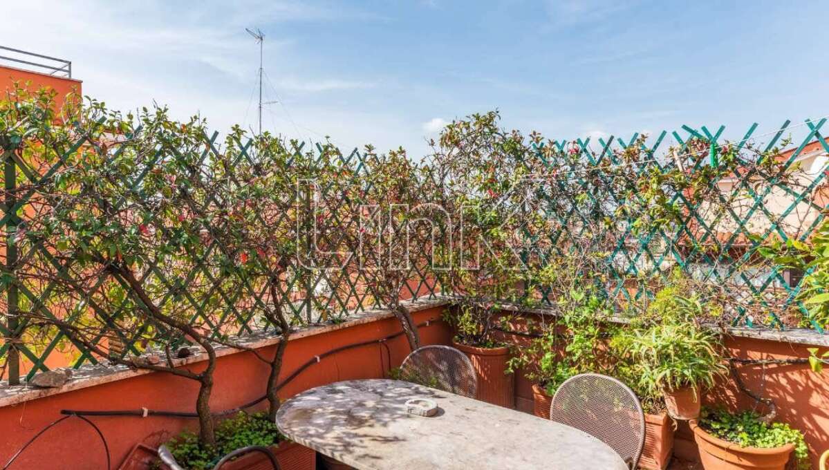 Attico in vendita via Francesco Arese, Roma