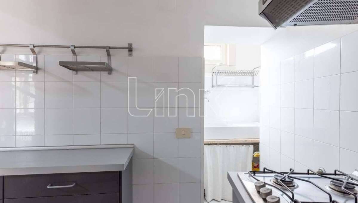 Appartamento in vendita via Panico, Roma