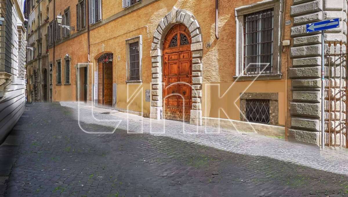 Attico in affitto in via dei Delfini, Roma