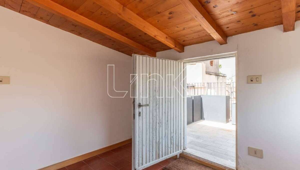 Appartamento in vendita via Panico, Roma