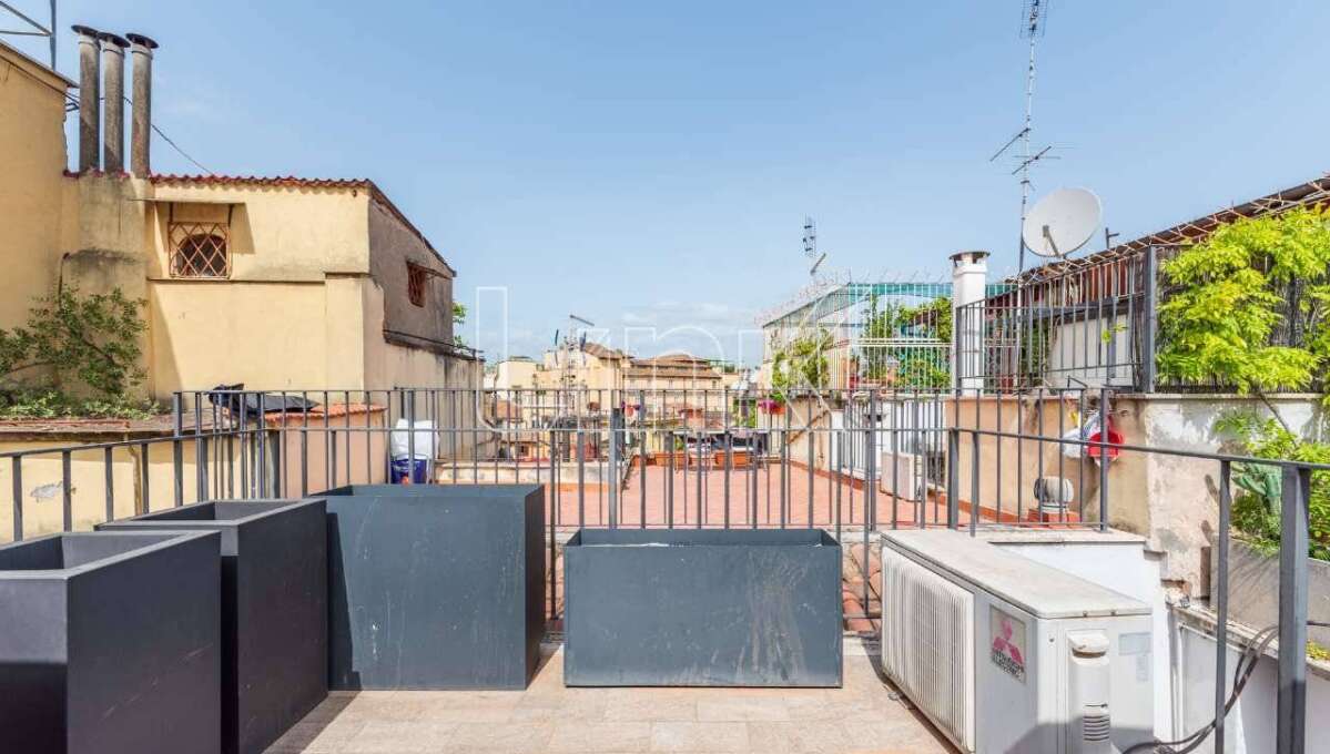Appartamento in vendita via Panico, Roma