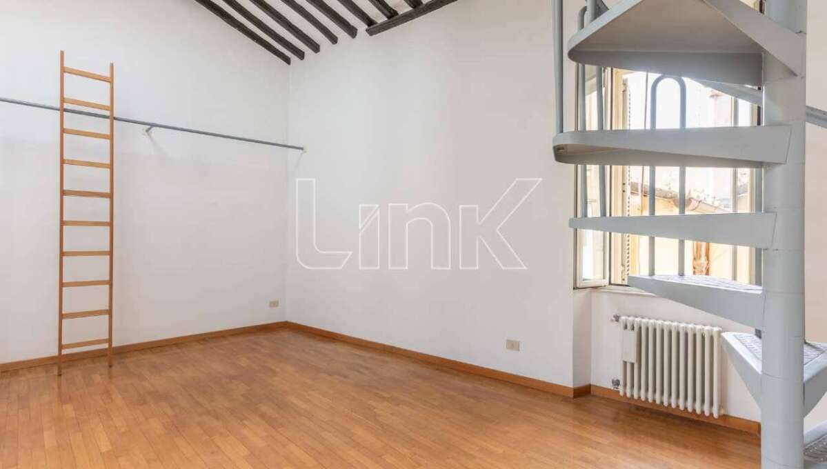 Appartamento in vendita via Panico, Roma