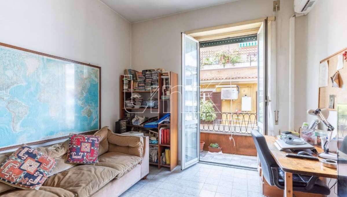 Appartamento in vendita via Pietro Cartoni, Roma