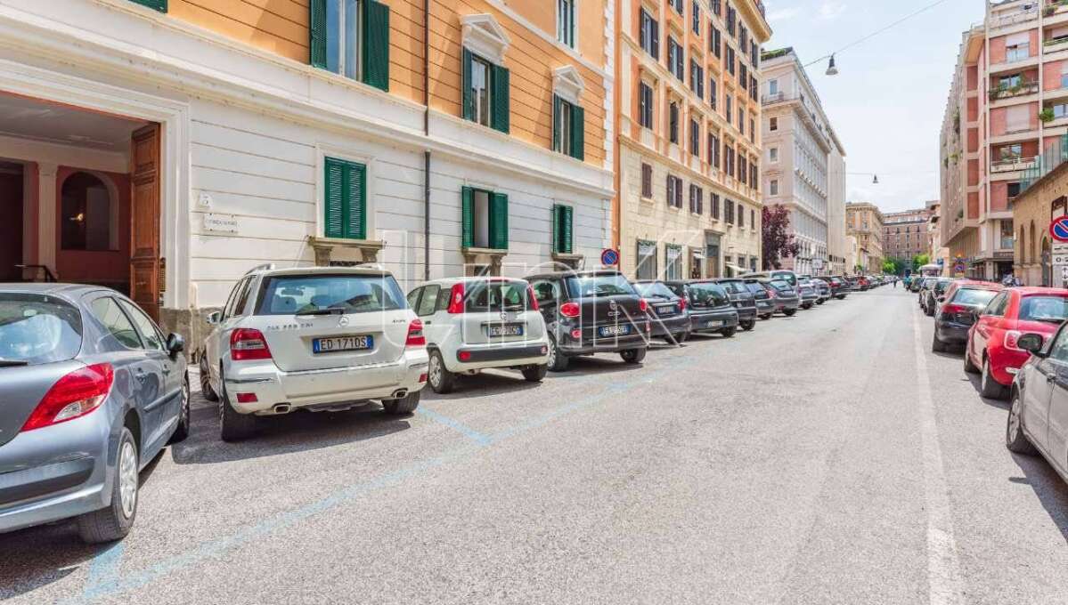 Attico in vendita via Orazio, Roma