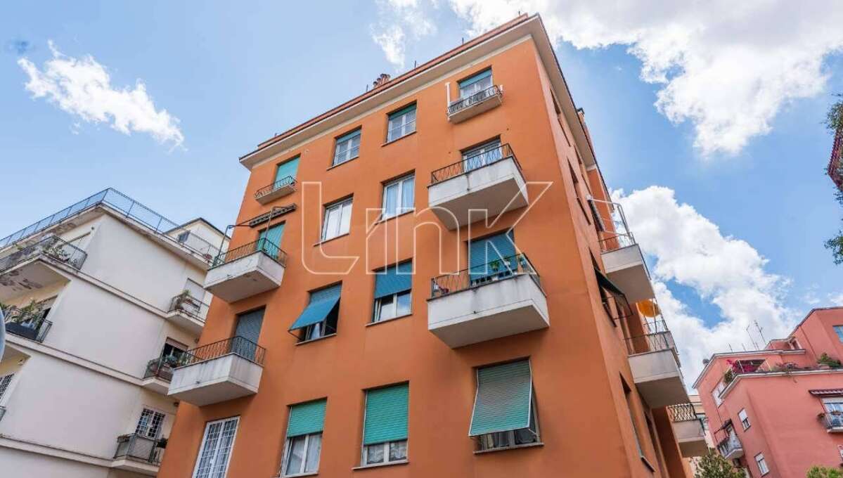 Appartamento in vendita via Pietro Cartoni, Roma