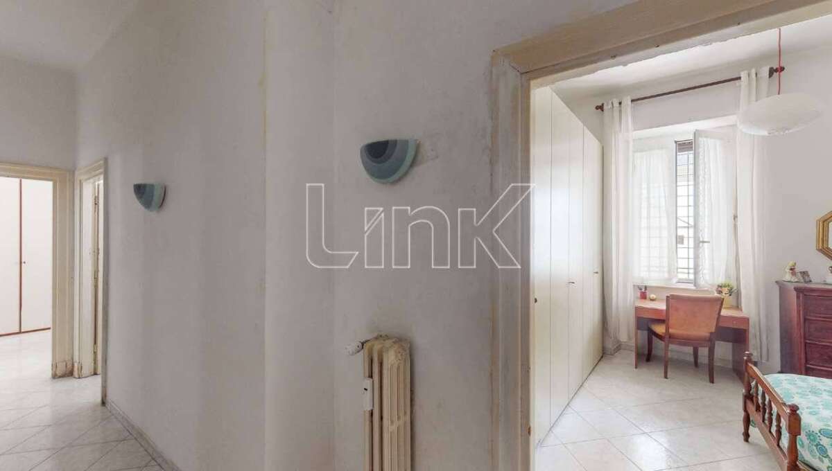 Appartamento in vendita piazza Tommaso de Cristoforis, Roma