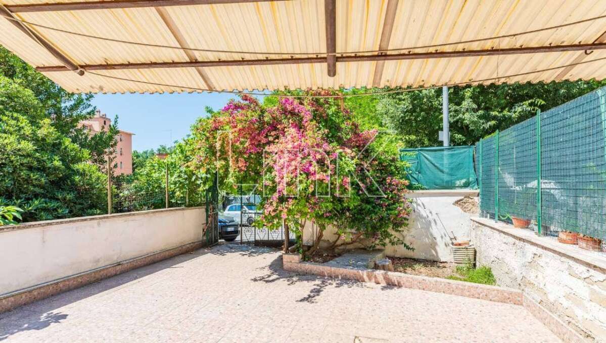 villino bifamiliare in vendita via Prato Rotondo, Roma