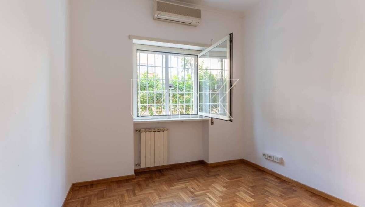 Appartamento in affitto via San Cipriano, Roma