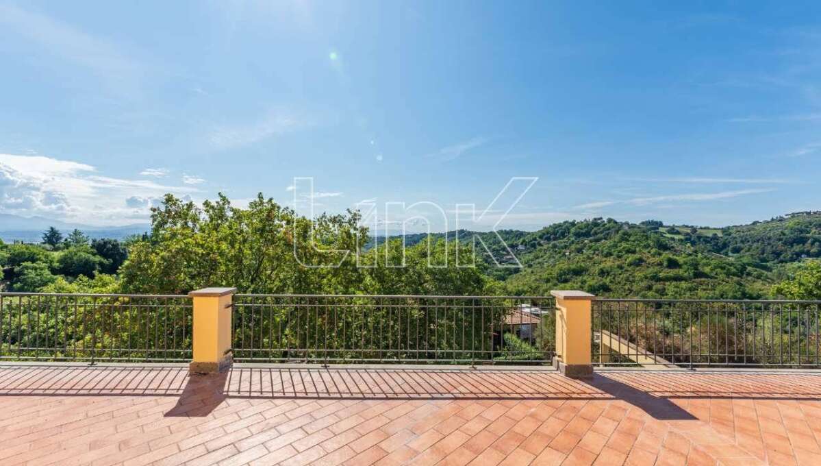 Villa unifamiliare in vendita via Santa Lucia 2560, Morlupo