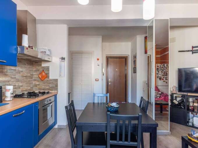 Appartamento in vendita in via Flavio Stilicone, Roma