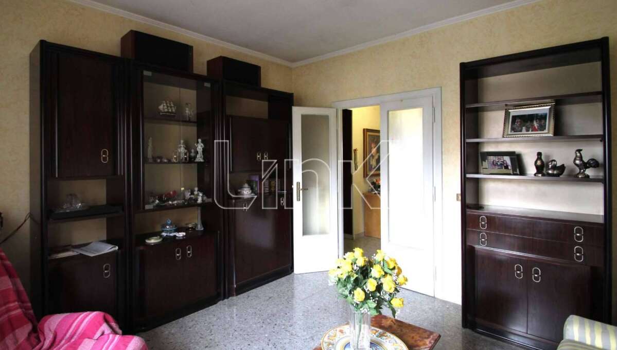 Appartamento in vendita via Luigi Ferretti, Roma