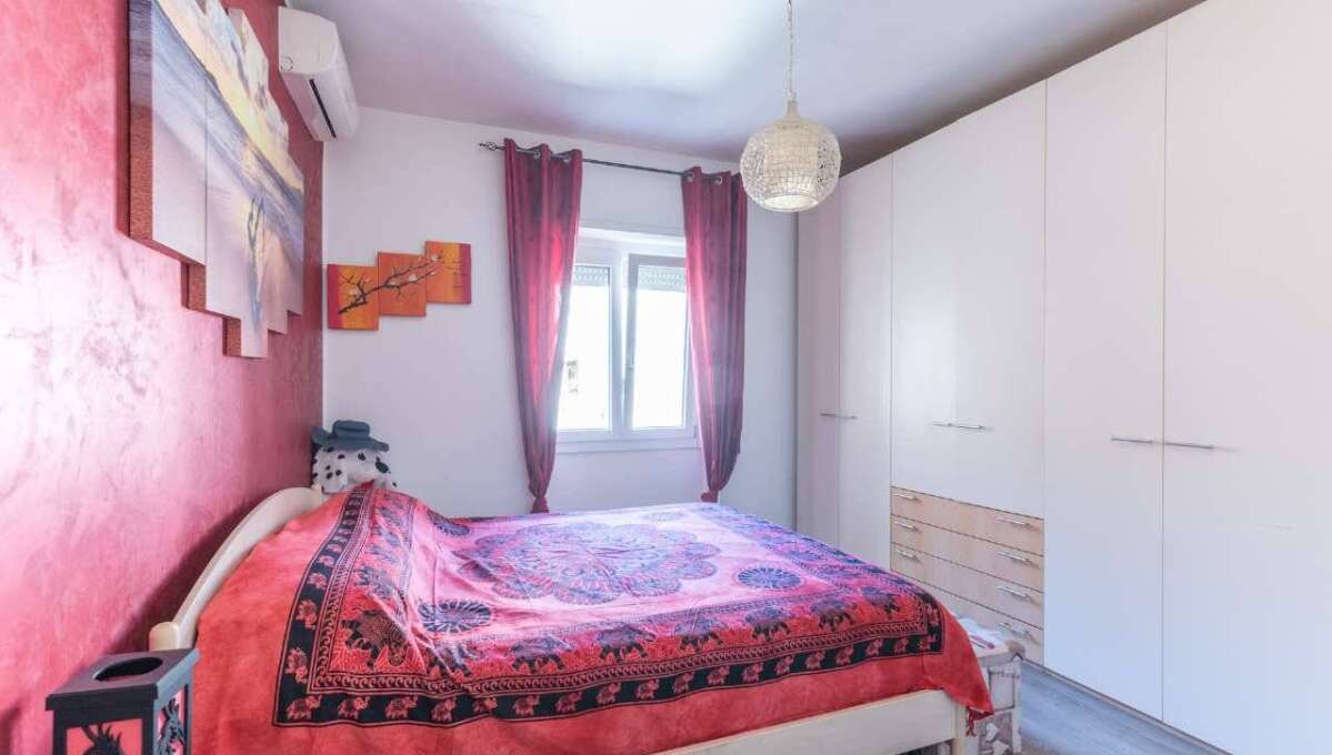 Appartamento in vendita in via Flavio Stilicone, Roma