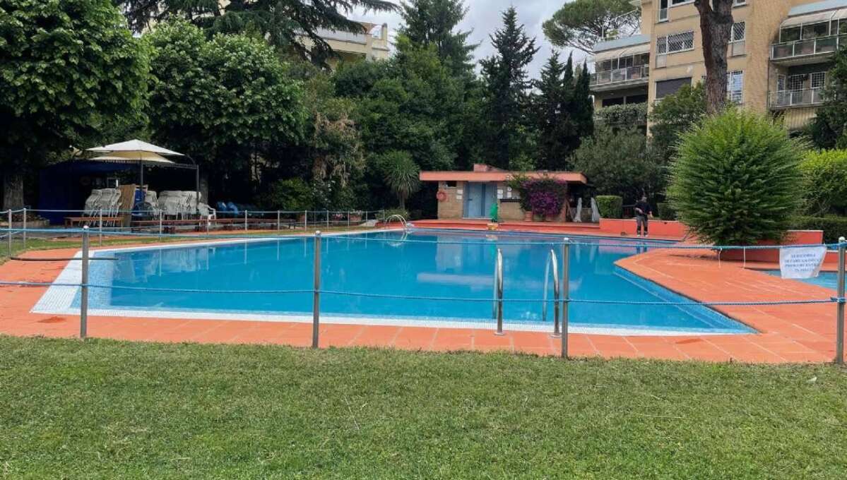 Appartamento in vendita in via del Nuoto, Roma