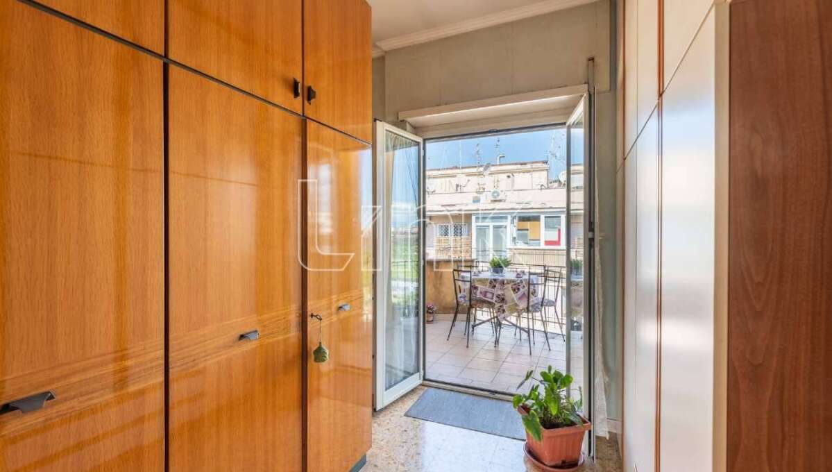 Appartamento in vendita via Giuseppe della Vedova, Roma