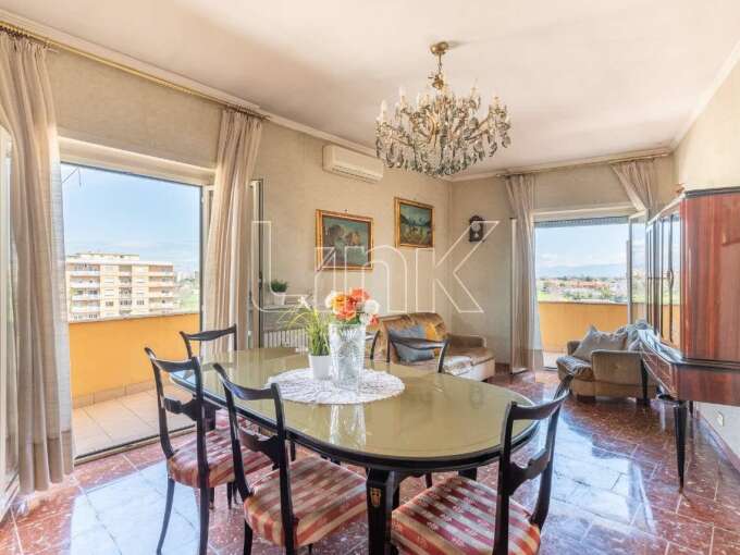Appartamento in vendita via Giuseppe della Vedova, Roma