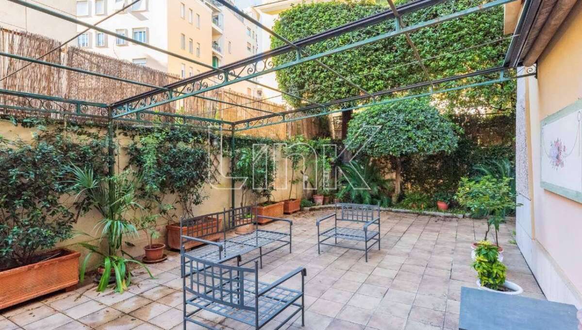 Appartamento in vendita in via Archimede, Roma