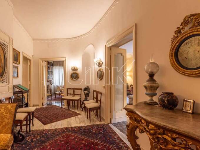 Appartamento in vendita in via dei Monti Parioli, Roma