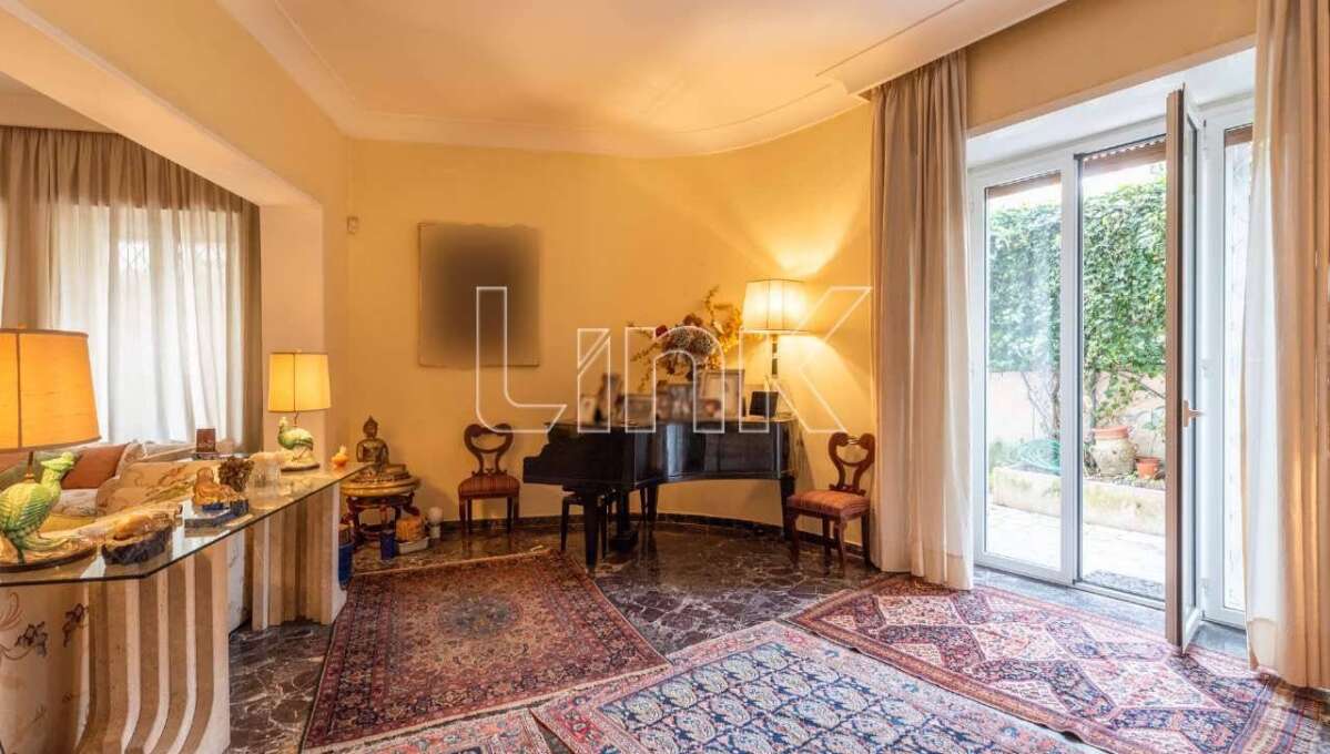 Appartamento in vendita in via dei Monti Parioli, Roma