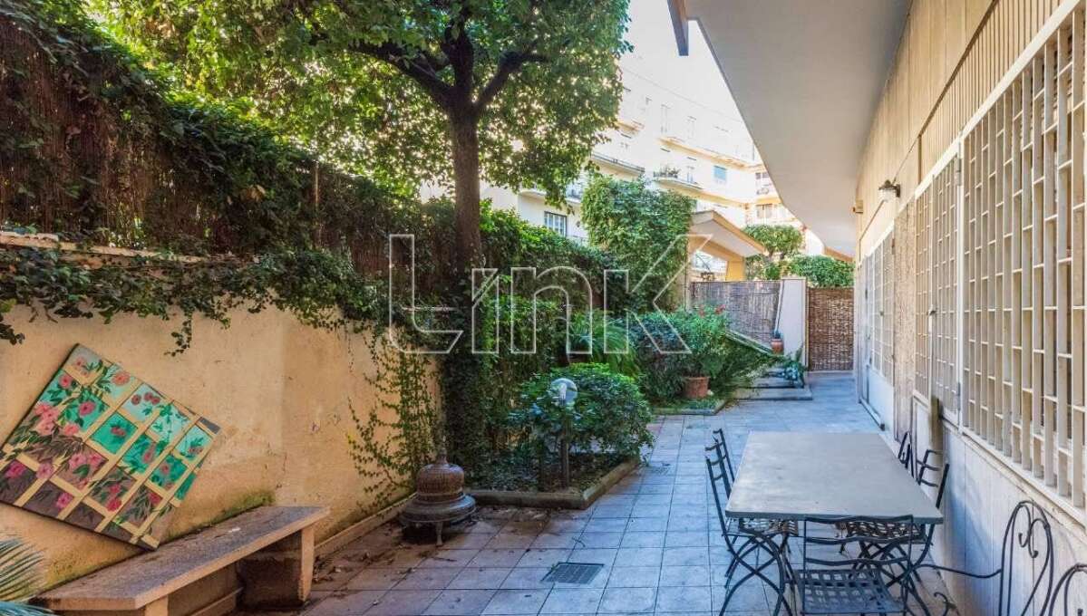 Appartamento in vendita in via Archimede, Roma