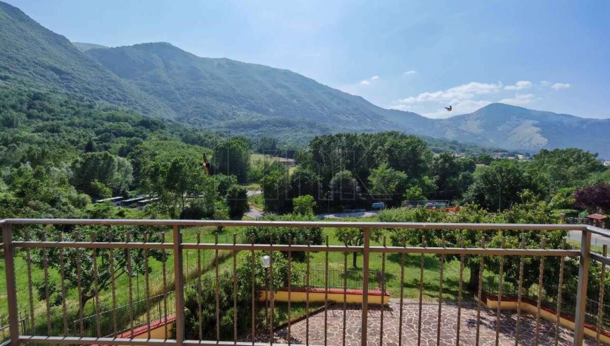 Villa unifamiliare in vendita viale della Fiera, Villagrande, Tornimparte (AQ)