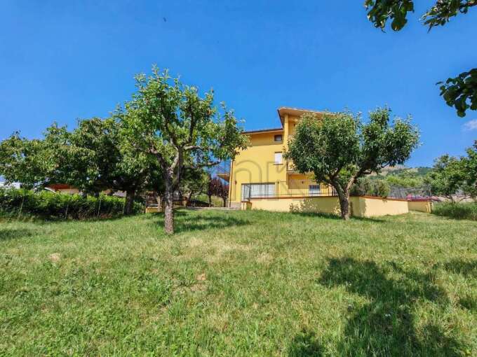 Villa unifamiliare in vendita viale della Fiera, Villagrande, Tornimparte (AQ)