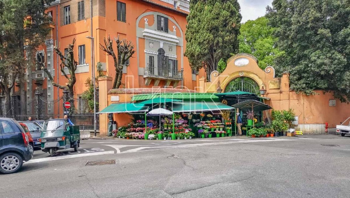 Appartamento in vendita in via dei Monti Parioli, Roma