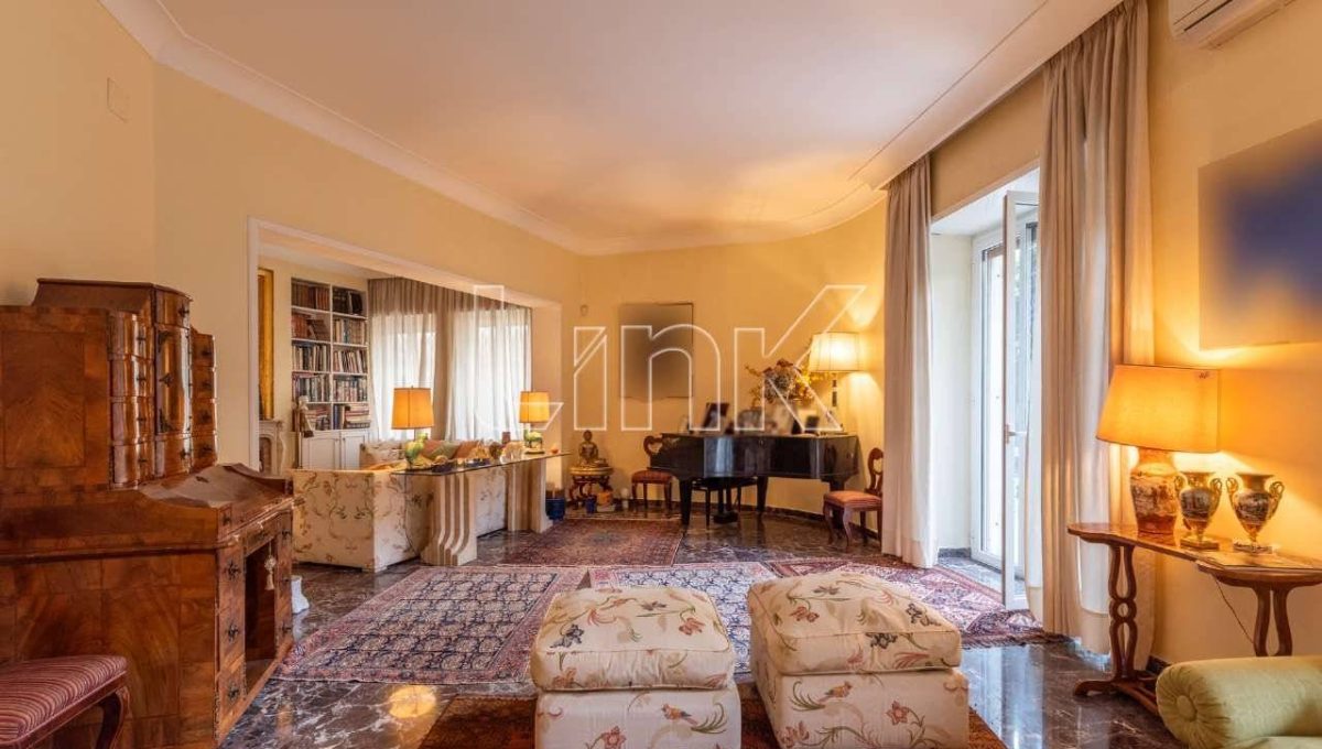 Appartamento in vendita in via dei Monti Parioli, Roma