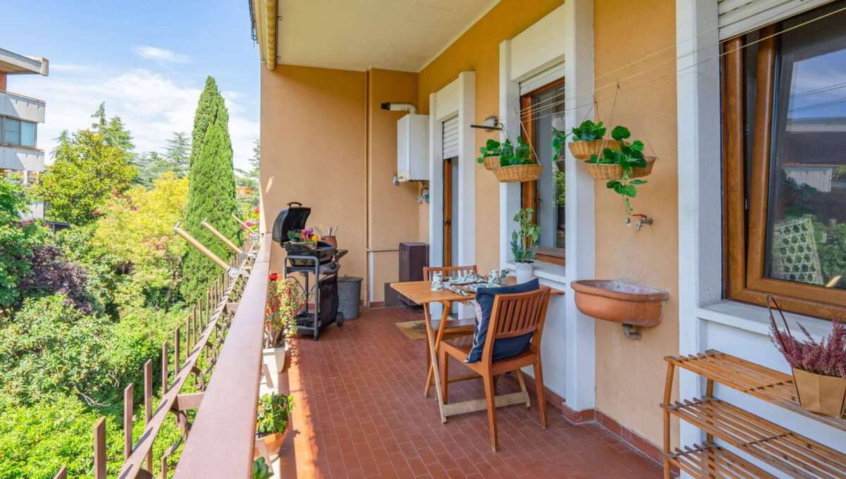 Appartamento in vendita via Beata Vergine del Carmelo 32, Roma