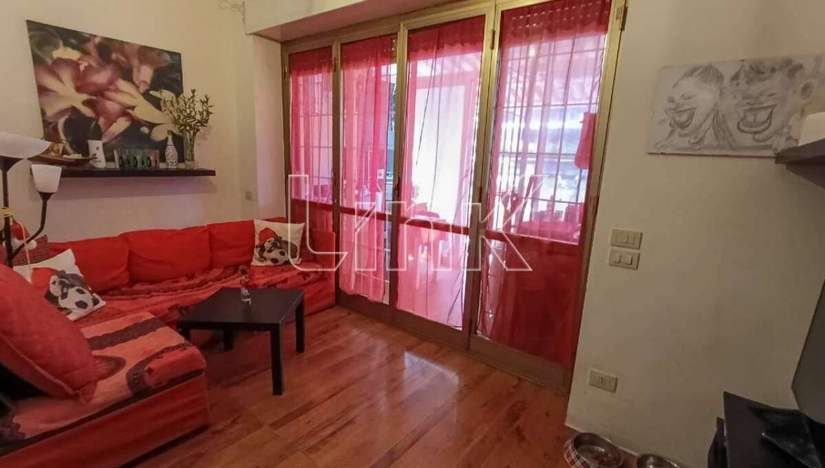 Appartamento in vendita via Ivanoe Bonomi, Roma