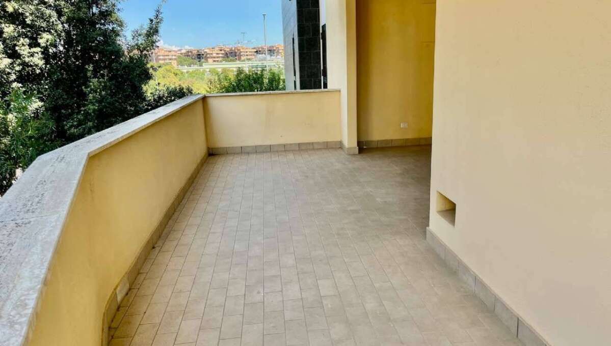 Appartamento in vendita via Alberto Manzi, Roma