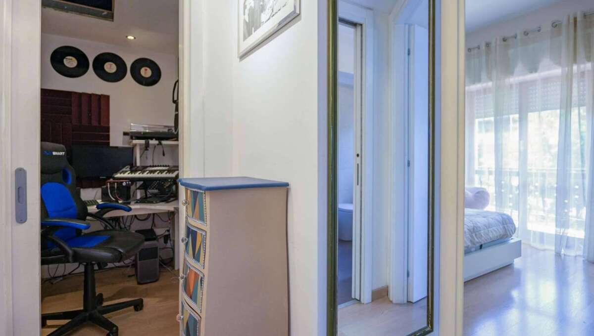 Appartamento in vendita via Beata Vergine del Carmelo 32, Roma