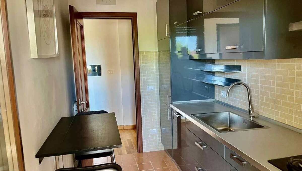 Appartamento in vendita via Alberto Manzi, Roma