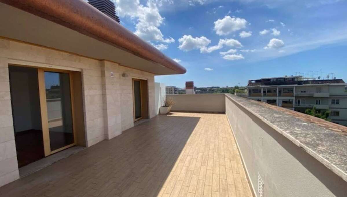 Attico e superattico in affitto via Odoardo Beccari, Roma