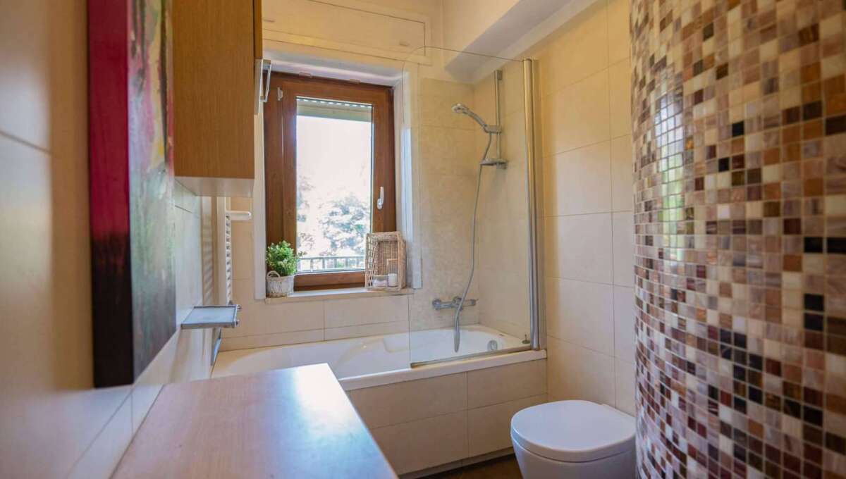 Appartamento in vendita via Beata Vergine del Carmelo 32, Roma