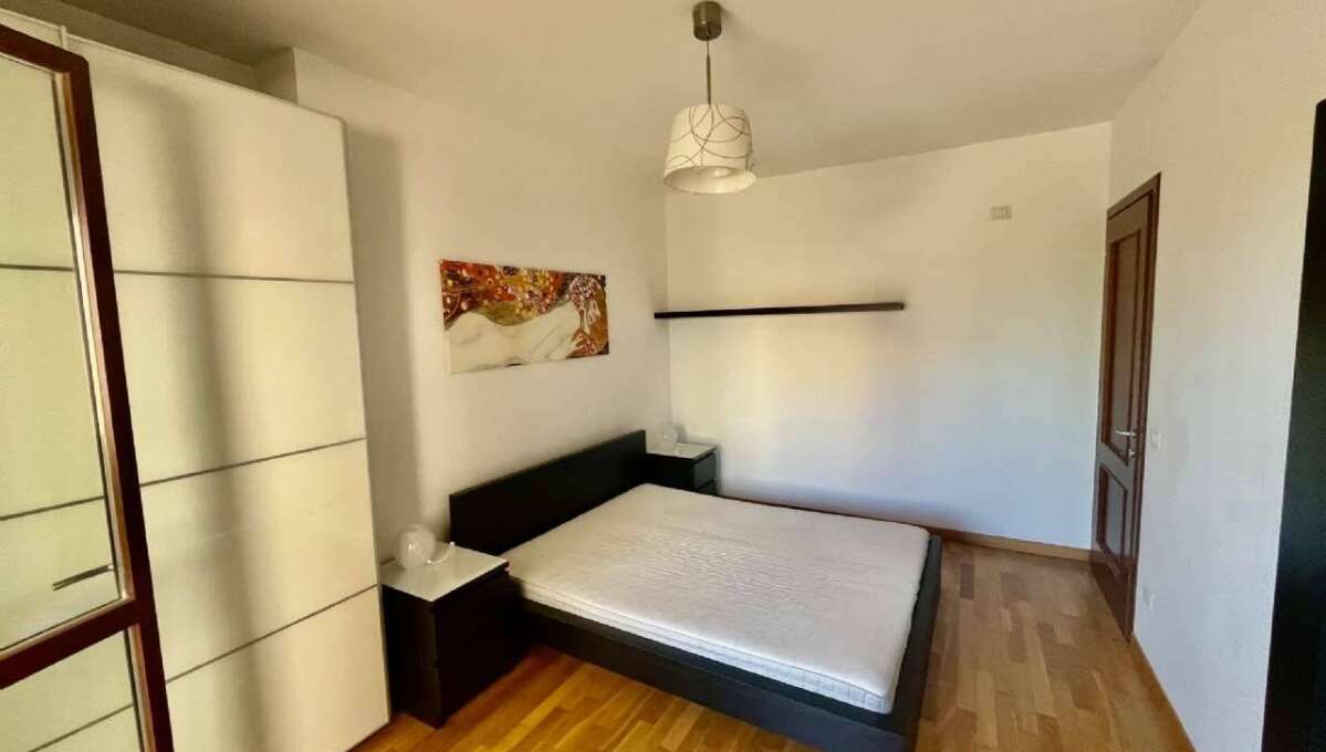 Appartamento in vendita via Alberto Manzi, Roma