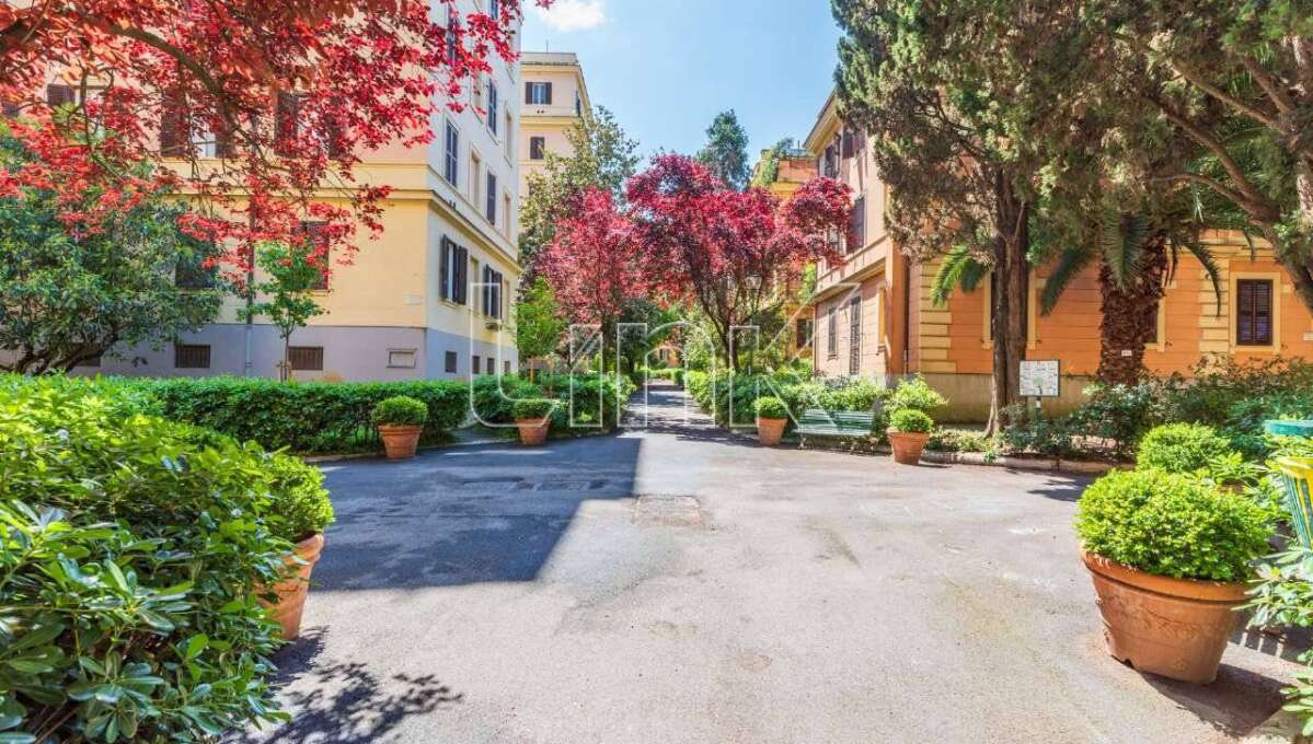 Appartamento in vendita viale del Vignola, Roma