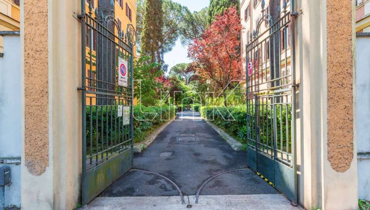 Appartamento in vendita viale del Vignola, Roma