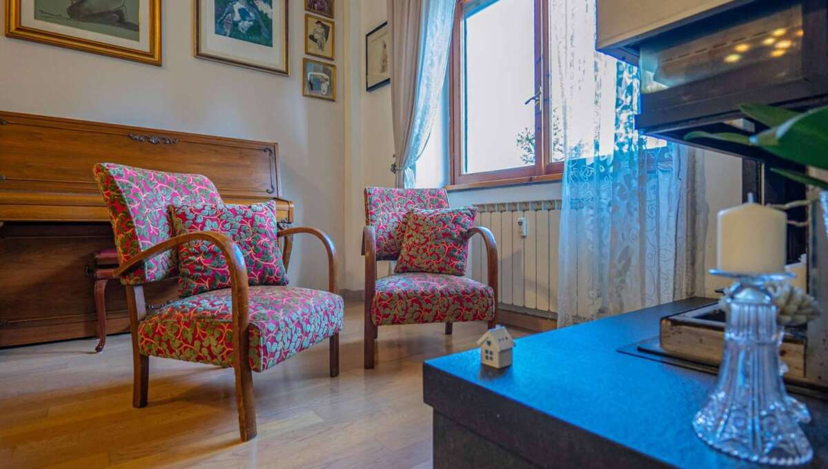 Appartamento in vendita via Beata Vergine del Carmelo 32, Roma