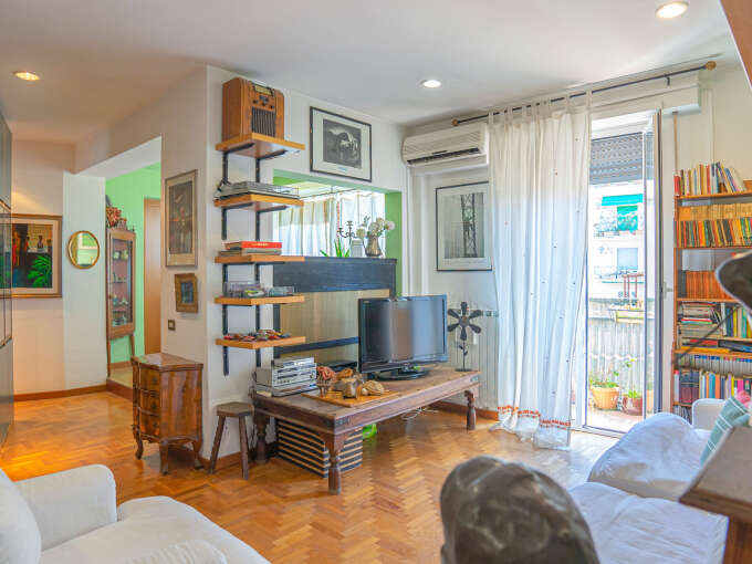Appartamento in vendita via degli Orti di Galba, Roma
