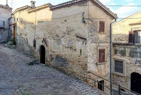 Casa indipendente in vendita via Piano, Ortona dei Marsi