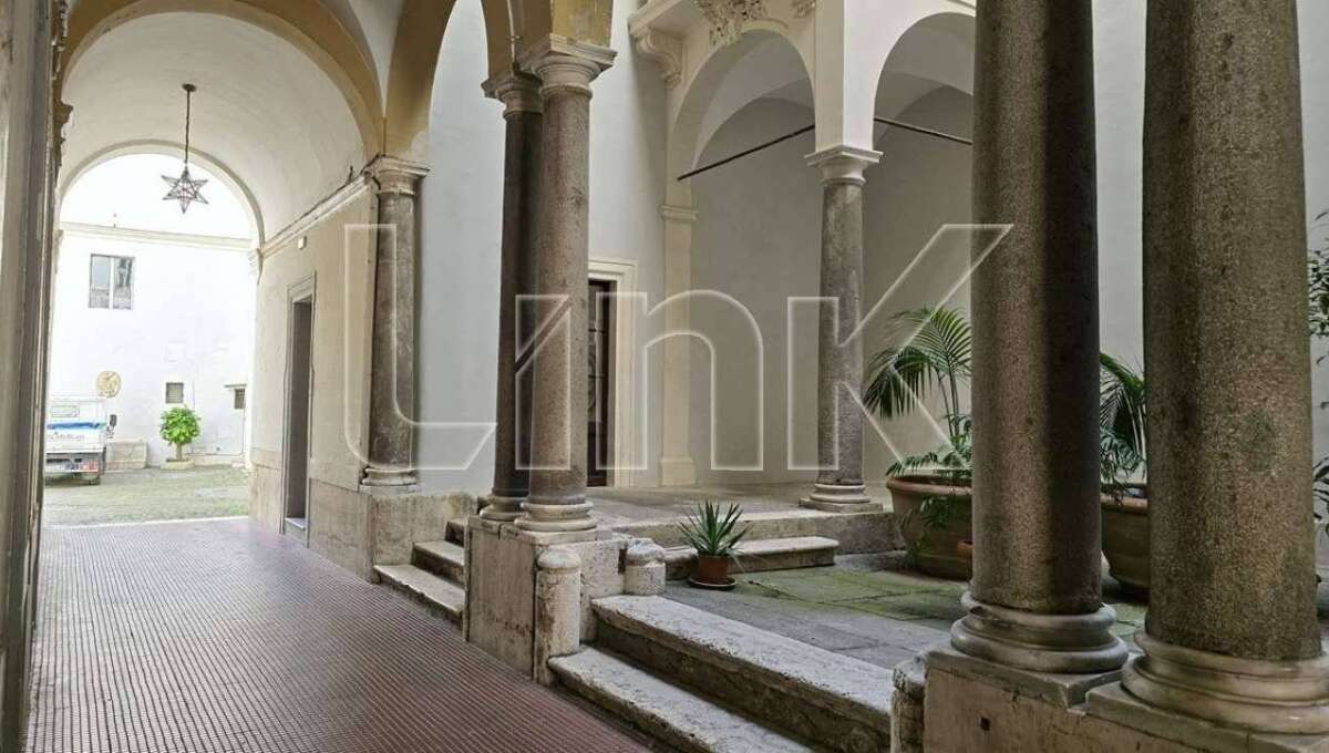 Appartamento in affitto in piazza di San Luigi de’ Francesi, Roma