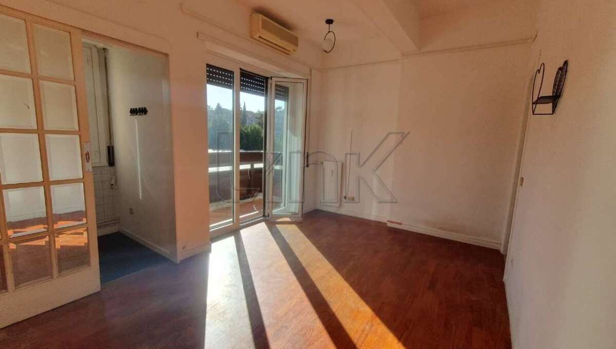 Appartamento in vendita via dei Due Ponti, Roma