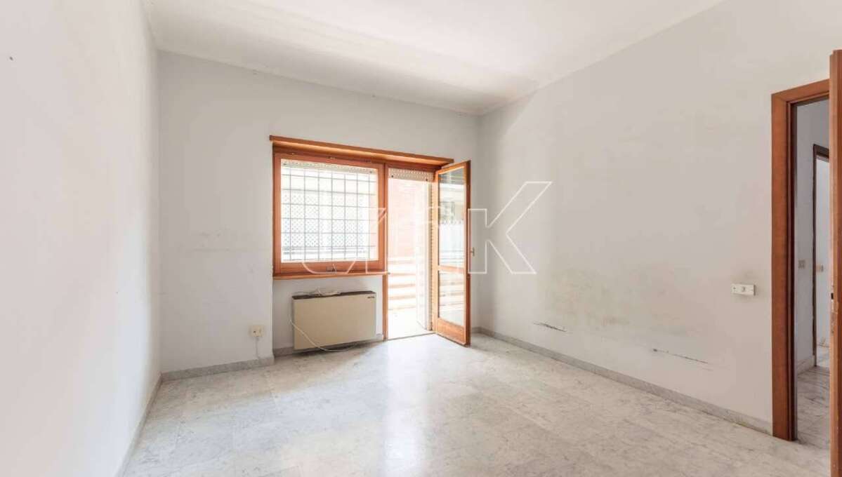 Appartamento in vendita via Courmayeur, Roma