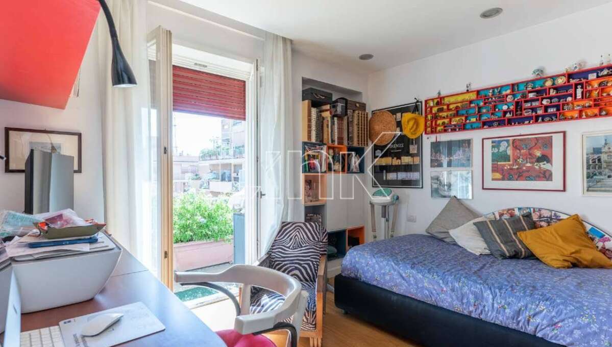 Appartamento in vendita via Ugo de Carolis, Roma
