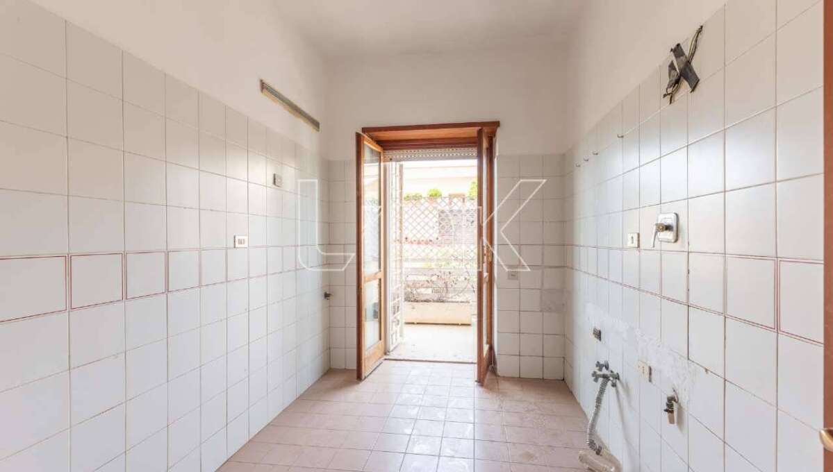 Appartamento in vendita via Courmayeur, Roma