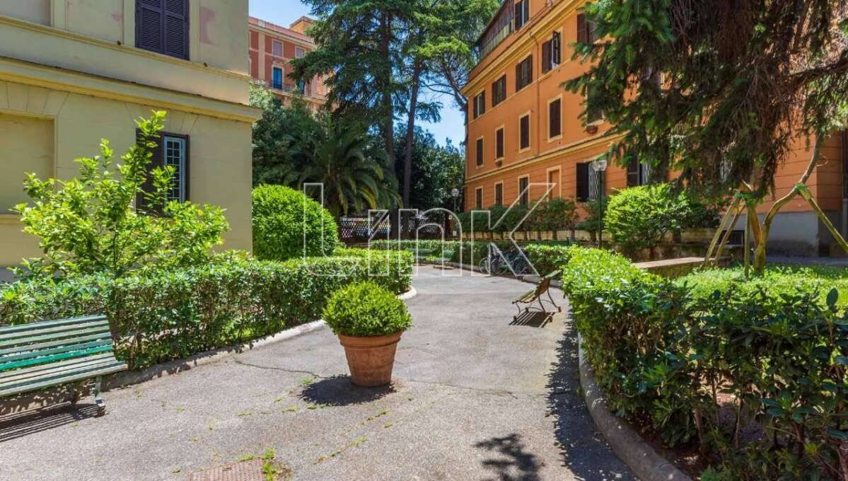 Appartamento in vendita Nuda proprietà Lungotevere Flaminio, Roma