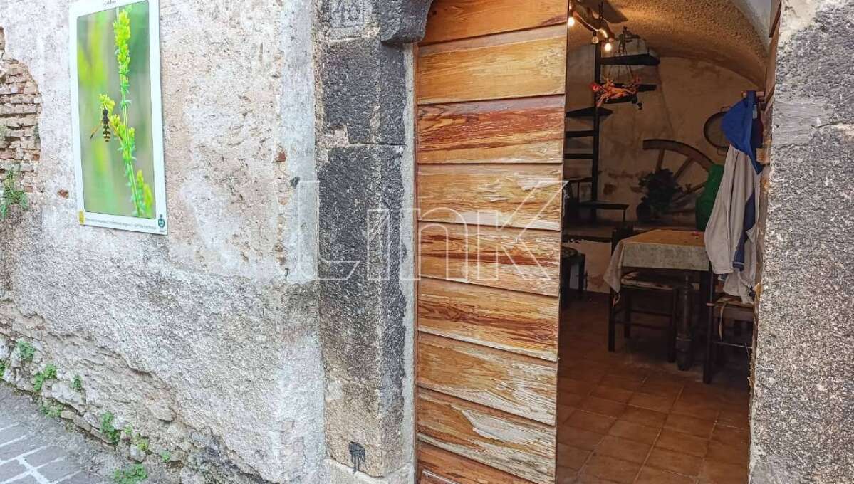 Casa indipendente in vendita via Piano, Ortona dei Marsi
