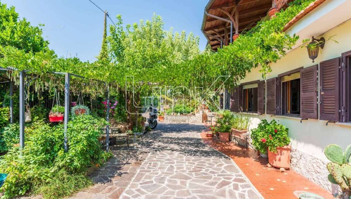 Casa / Villetta a schiera in vendita in via del Campo Sportivo, San Cesareo