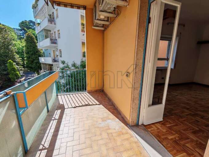 Appartamento in affitto via Prisciano, Roma