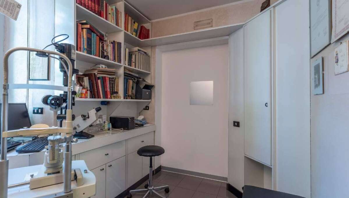Ufficio in vendita via Giulio Cesare, Roma